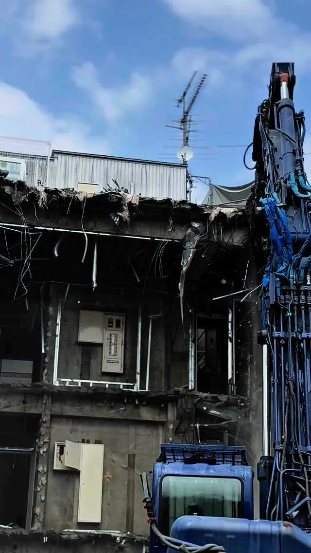 #解体工事 #解体 #解体屋 #解体依頼はレッカーズ