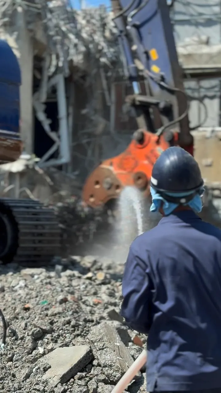 やっぱり解体工事👷