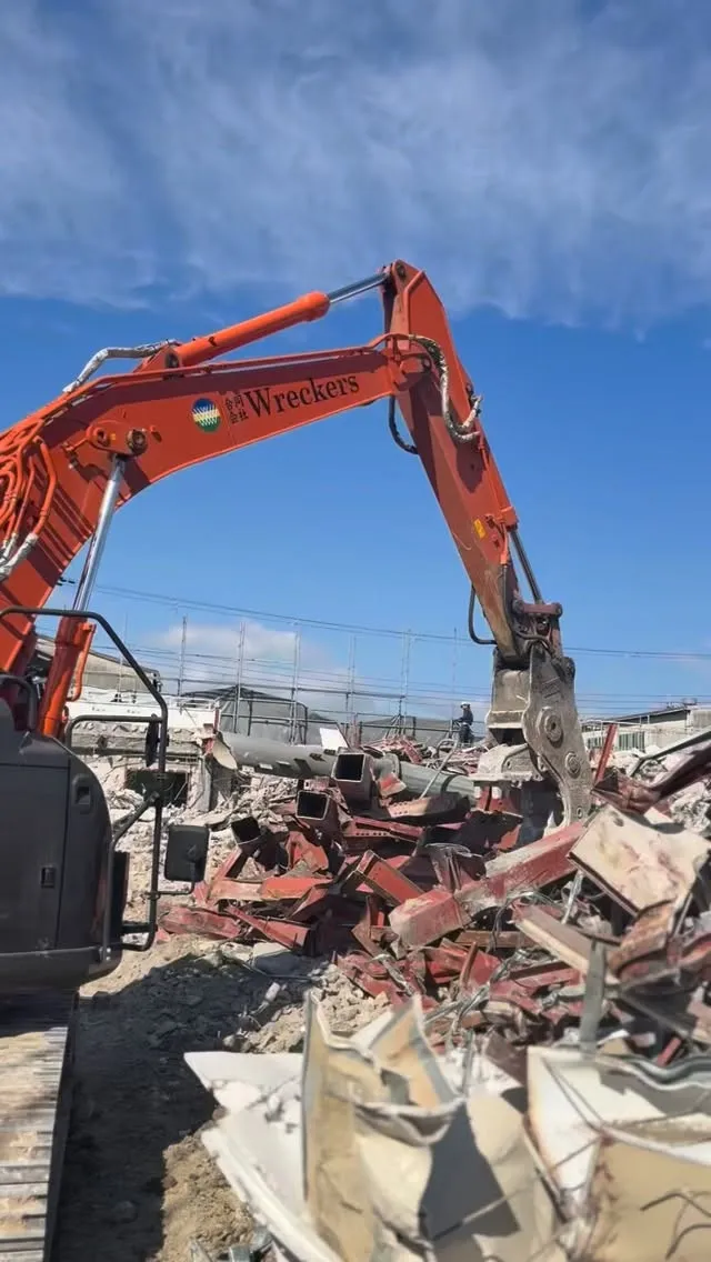 #解体工事 #解体 #解体屋 #解体依頼はレッカーズ